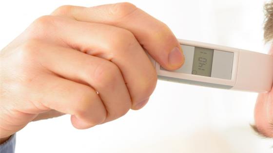 不是37℃！多项研究发现，人类体温37℃成历史，体温降低意味什么