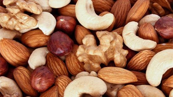 核桃是血管清道夫，还是“催命符”？早上吃好，还是晚上吃好？