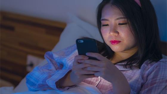 同样是看「色情片」，男人和女人有啥不一样？为了什么原因看片？