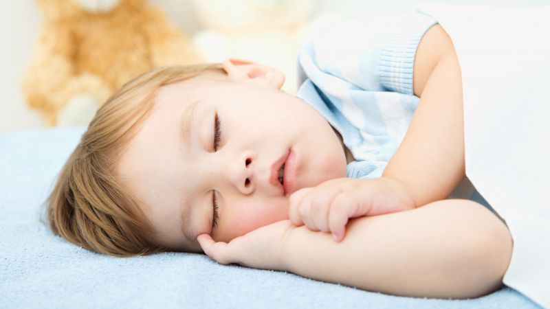 4岁小孩晚上睡觉磨牙是什么原因