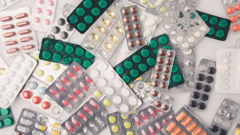 易蒙停和蒙脱石散的区别